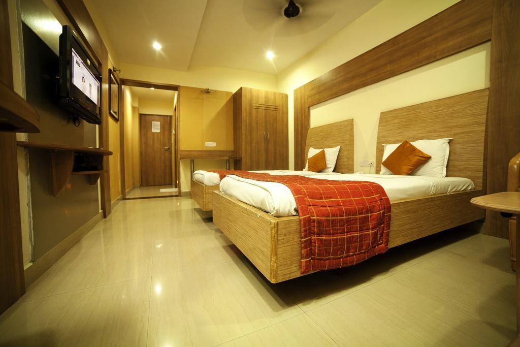 Hotel Sooriya Residency Chennai Oda fotoğraf