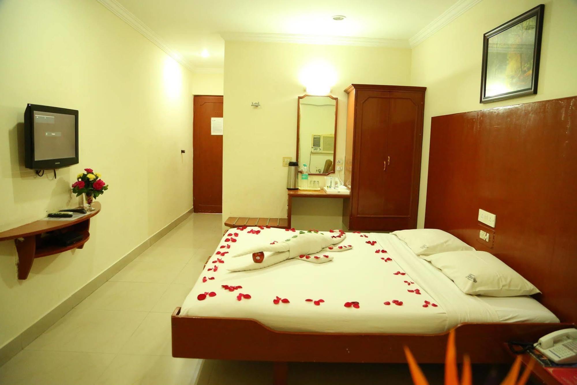 Hotel Sooriya Residency Chennai Dış mekan fotoğraf
